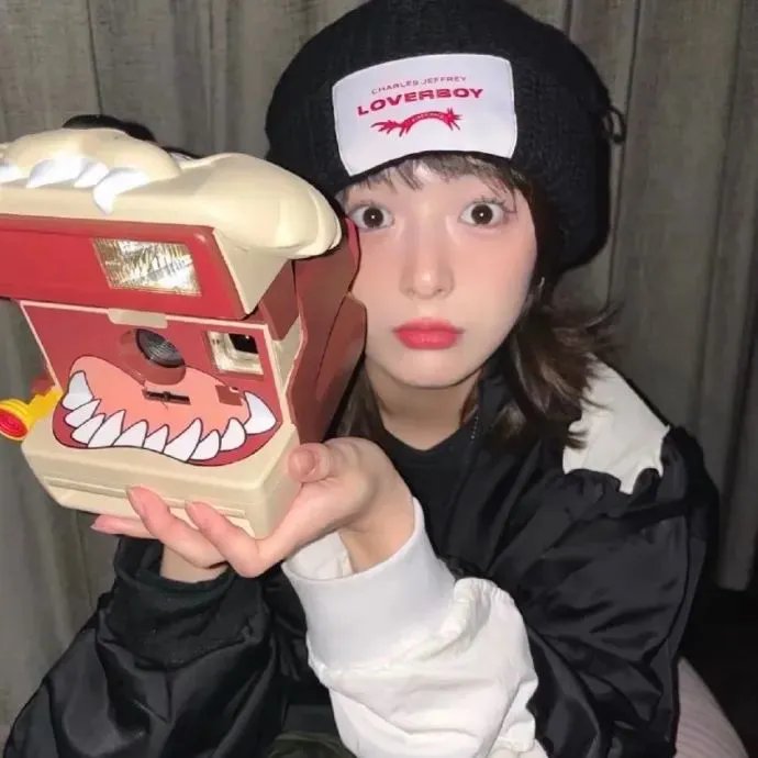 恋上女镖师